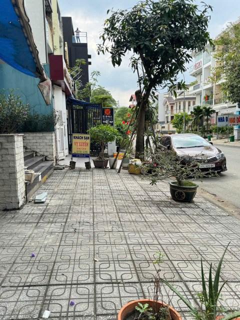 BDS HVL Bán Khách sạn mini 49-51 Cao Đức Lân, KĐT APAK, Quận 2