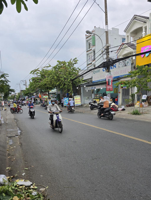 Bán nhà 2 TẦNG MẶT TIỀN TỈNh LỘ 10 BÌNH TÂN