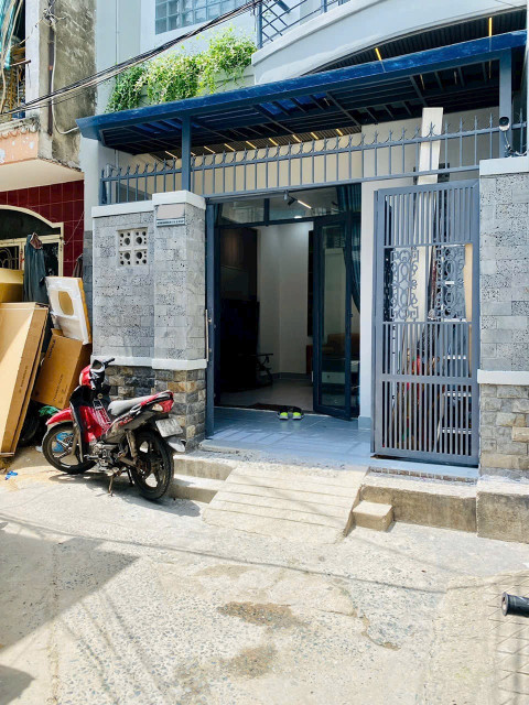NHÀ MỚI XÂY NGUYỄN VĂN NGHI 81m2 3PN ĐỐI DIỆN ĐHCN - 6.5 TỶ