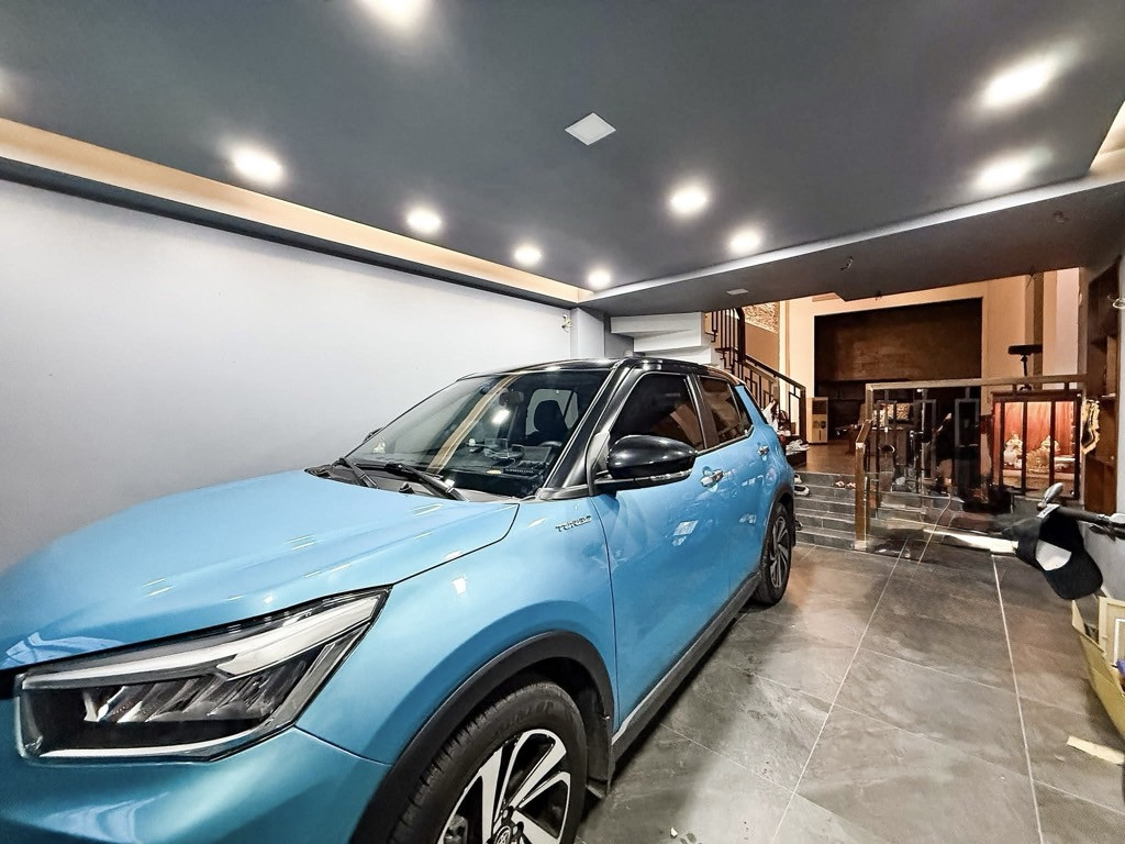 Nhà 5 Tầng, Hẻm ôtô Quay đầu, giá 9.5 tỷ Phường 6 , Gò Vấp.