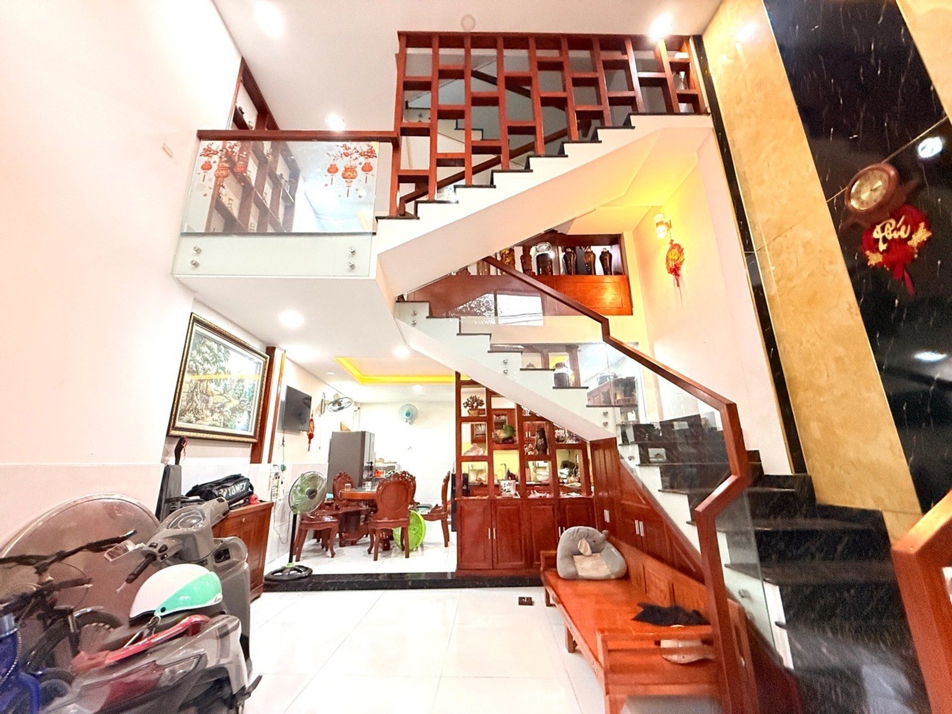 Bán nhà 4 tầng mặt tiền 5*10 đường 7m giá 5.9 tỷ phường An Phú Đông TP. Hồ Chí Minh