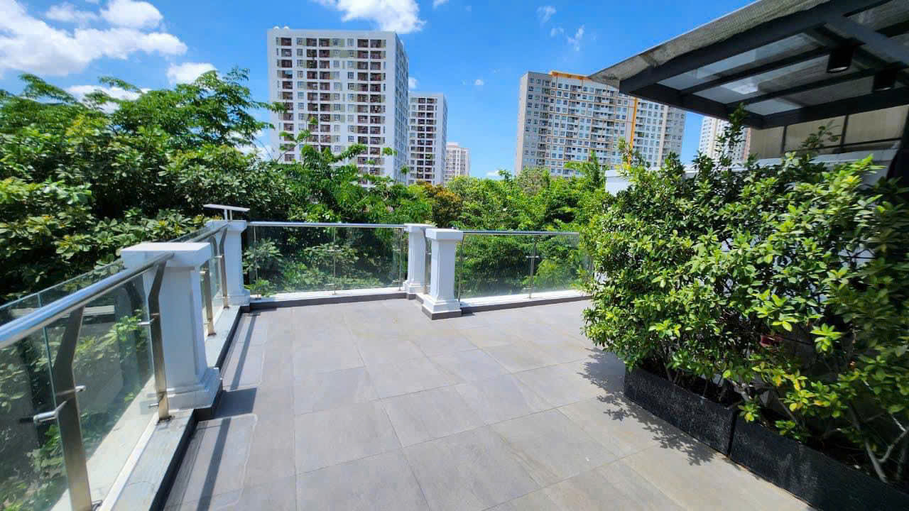 BDS  HVL Cho thuê BIỆT THỰ View Sông GIÁ 35tr/tháng Lakeview City Quận 2 mặt tiền rộng thoáng view Sông cực mát.