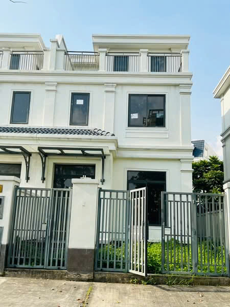 BDS HVL BÁN VILLA THÔ VIEW SÔNG LAKEVIEW GIÁ 37 TỶ 193 M2
