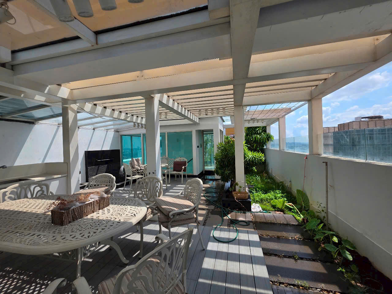 BDS HVL CHO THUÊ PENHOUSE 470m2 THE VISTA AN PHÚ Q2 Giá 145triệu