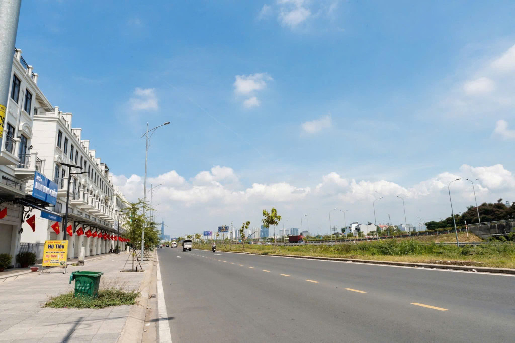 BDS   HVL [NC] Cho thuê cặp shophouse mặt tiền song hành.