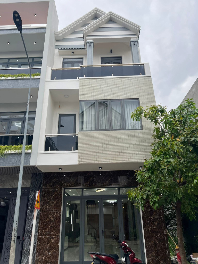 Bán Nhà Phường An Phú Tp HCM đả hoàn công