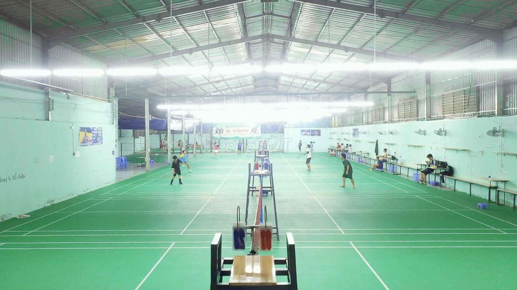 xưởng mặt tiền kinh doanh show room, ngang 16 m