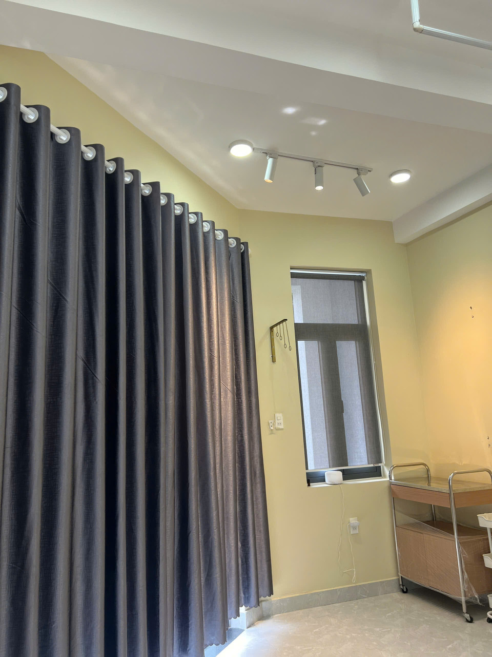 NHÀ GÓC 2 MT NI SƯ HUỲNH LIÊN P10 TÂN BÌNH CŨ– 4x14m – 6 TẦNG THANG MÁY – GIÁ 13.8 TỶ