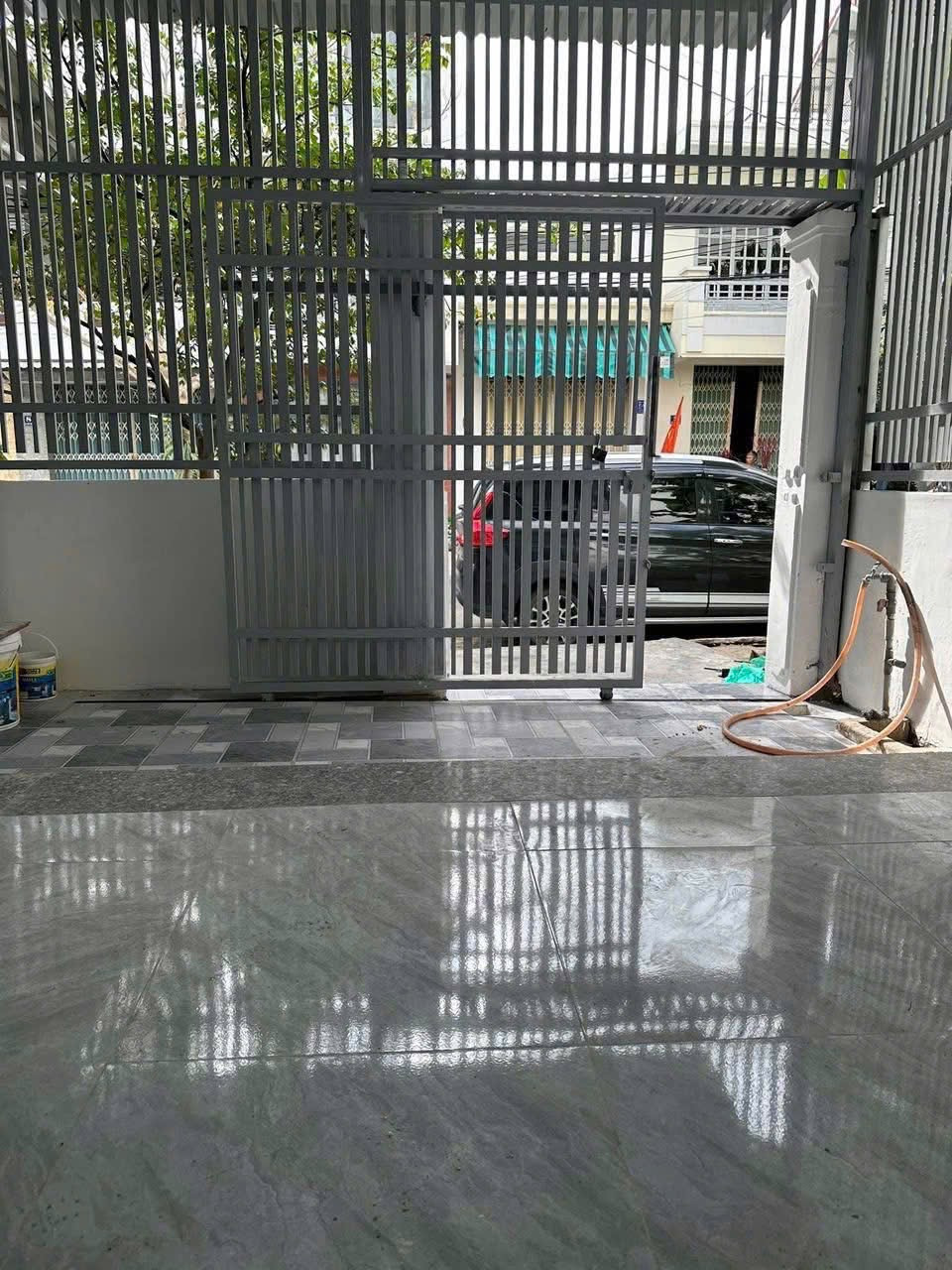 Nhà Mặt Đường Bùi Huy Bích - TĐC Hòn Sện, 70m2 / 4,6 tỷ