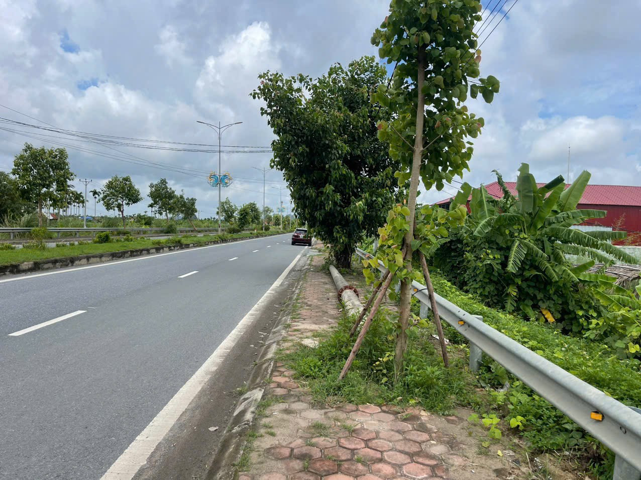 Bán đất 163m² ngang 5m đường đôi 26m. giá 1.95 tỷ Phường Bạch Đằng( Gia Minh) liên hệ 0362558882