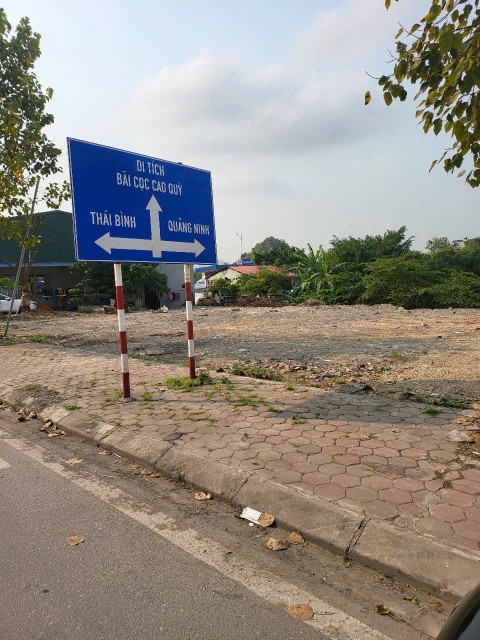 Bán đất 124,8m² ngang 6m. mặt đường đôi 26m. giá 2.15 tỷ Phường Bạch Đằng( Gia Minh). liên hệ 0362558882