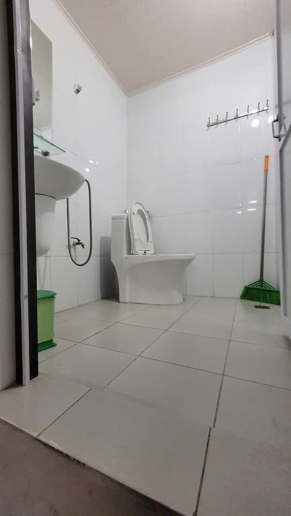 Giảm gần 6 tỷ lê thanh nghị bán nhà 6 tầng phân lô ô tô kinh doanh hai bà trưng