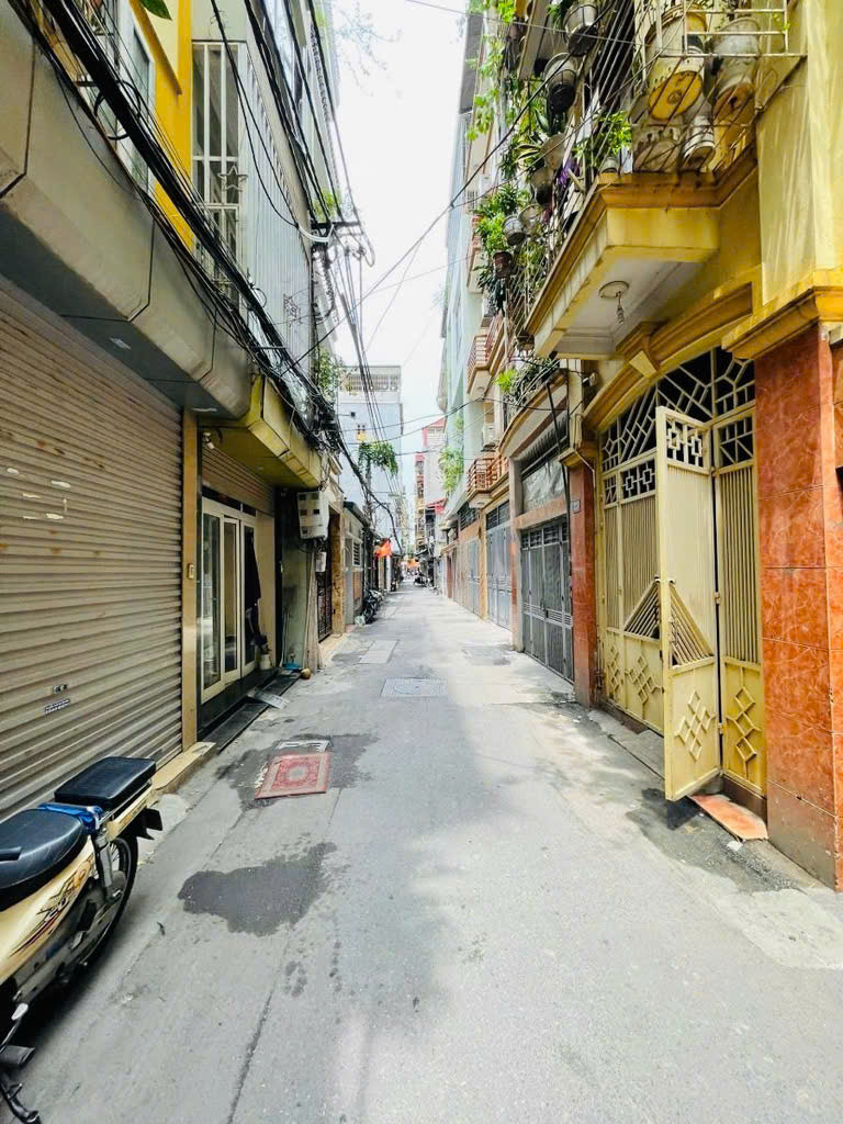 Bán nhà lê thanh nghị 4 tầng ô tô tránh kinh doanh hai bà trưng