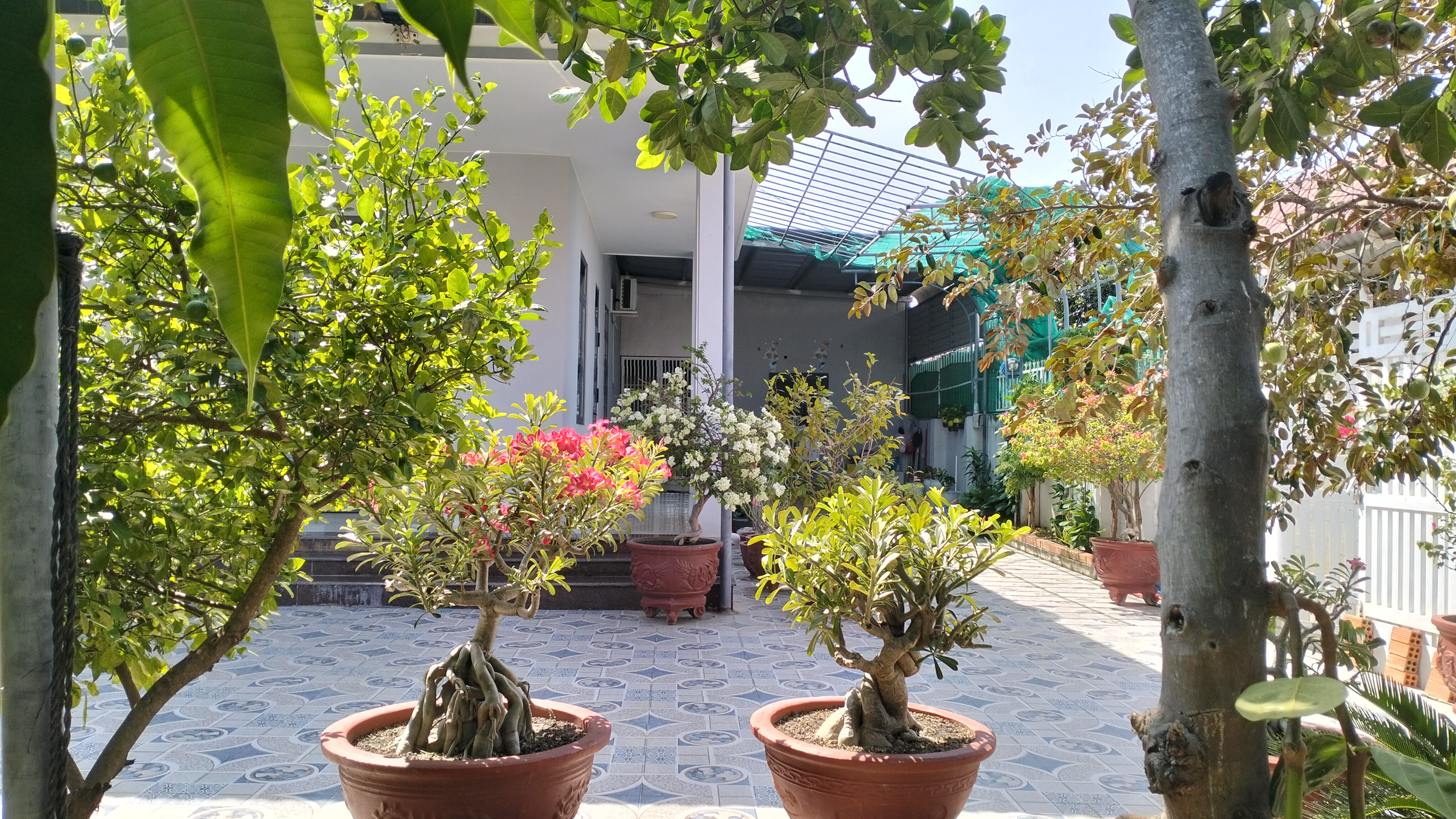 Nhà vườn rộng 400m, view quen sông, gần nhà hàng Hoa Tuyết, sân cầu lông Sông Dinh. 3 phút chạy đến ngã 5 Phan Rang, bến xe An Anh