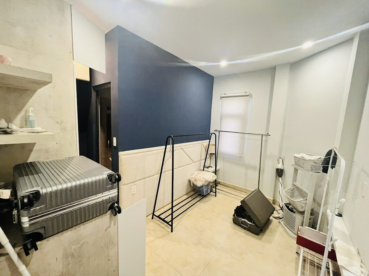 BÁN NHÀ HẺM XE HƠI ĐỀ THÁM QUẬN 1, TRỆT 3 LẦU, 5 PHÒNG NGỦ, 5 NHÀ VỆ SINH