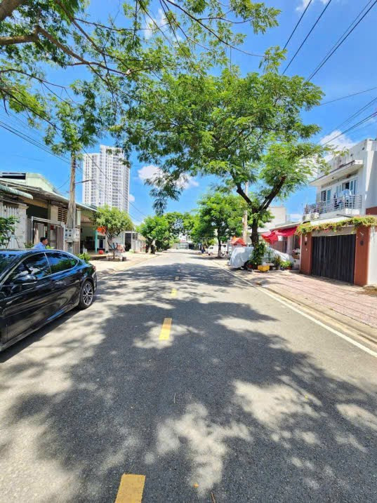 Bán đất châu thới, dĩ an