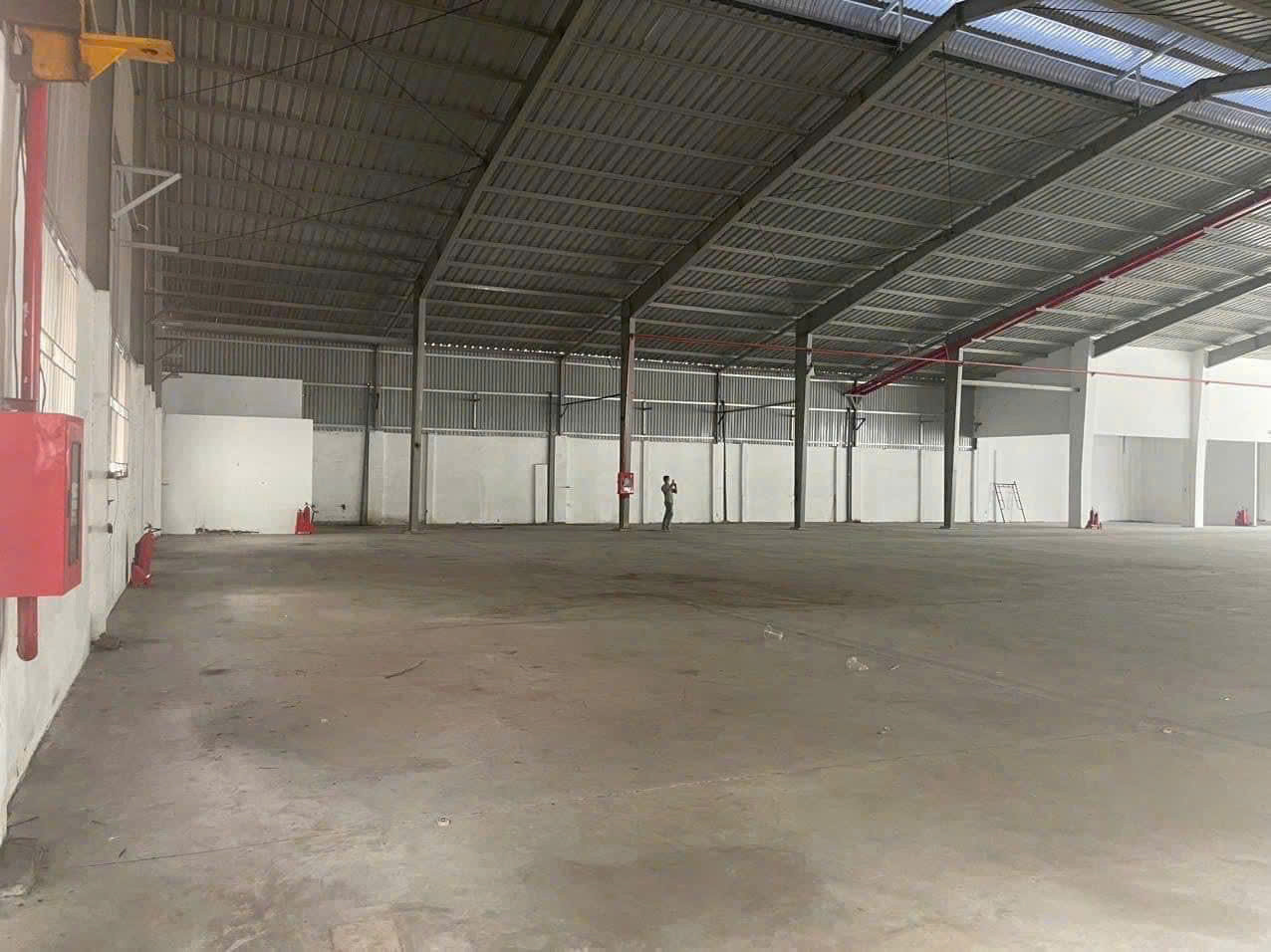 BDS HVL Kho xưởng 1.700m2 + 1000m2 sân bãi SD chung. Vị trí. QL 1A- P. Bình Chiểu , TP. Thủ Đức