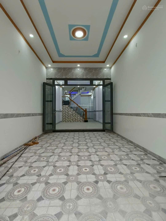 Chuẩn Bán nhà mới xây 1 lầu 1 trệt sân xe hơi giá 1.32Tỷ, sổ sẵn sang tên ngay