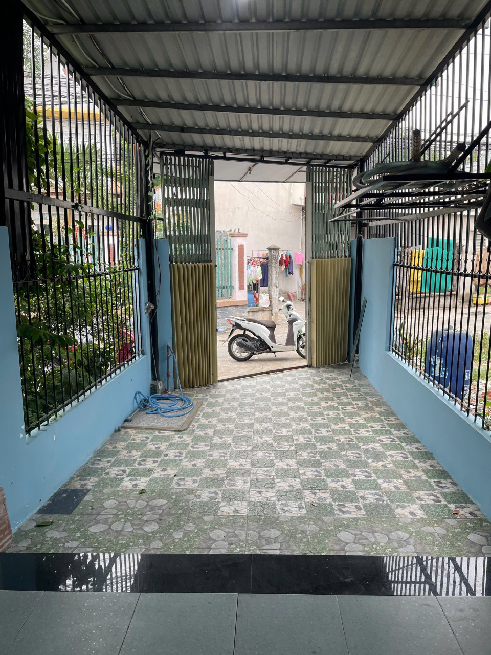 Bán nhà 83.8m² ngang 4m giá 2.35 tỷ Phường Bình Dương 0815422197