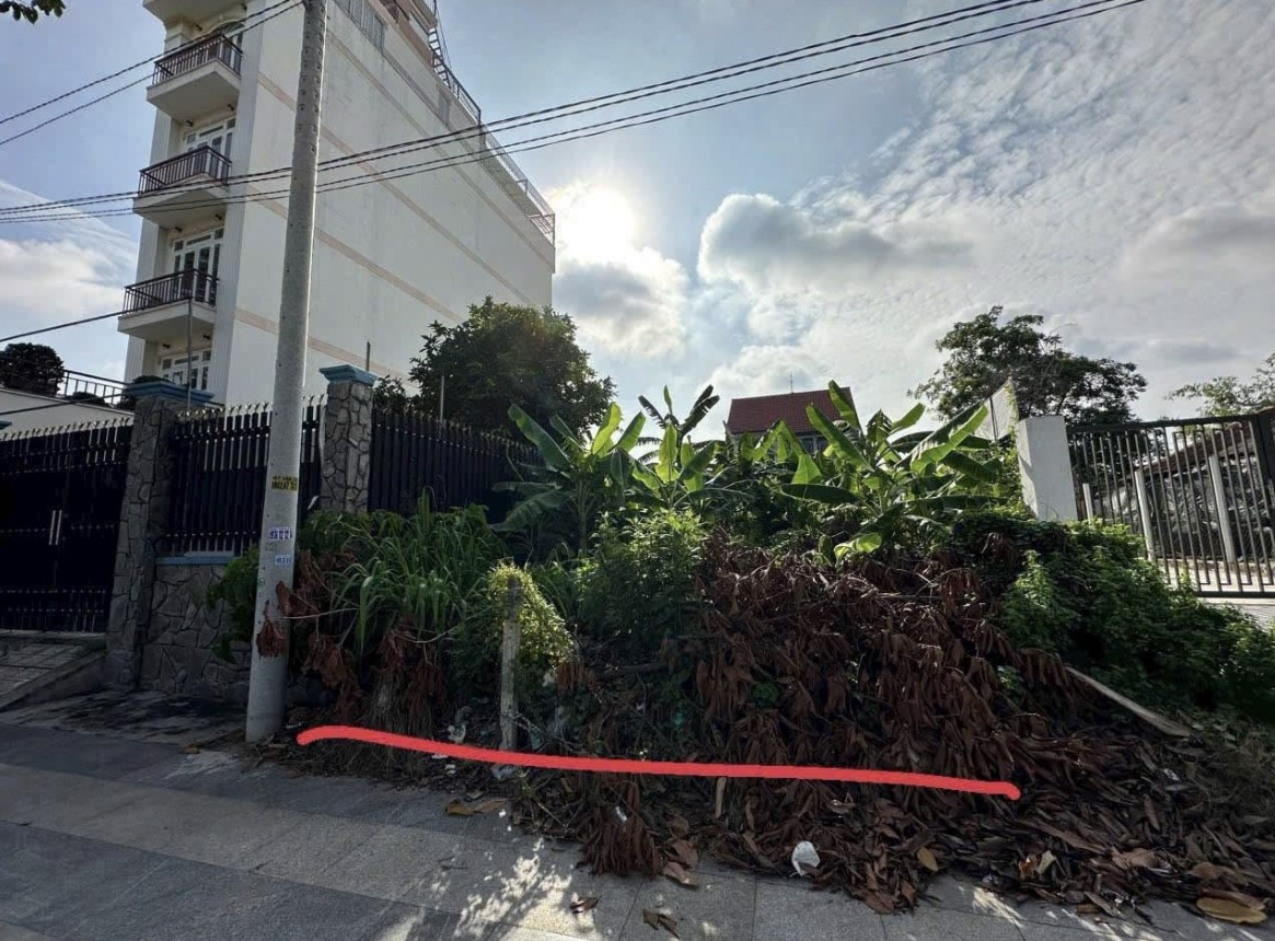Bán đất 115.4m² ngang 7m giá 6.5 tỷ Phường Bình Dương 0815422197