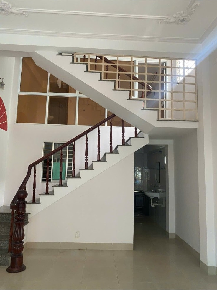 ►  Kiệt gần Nguyễn Hoàng, Ô tô đậu 20m, 114m2, ngang 9, 2 mặt thoáng, 2 căn nhà riêng cho thuê 20tr, 5.xx tỷ