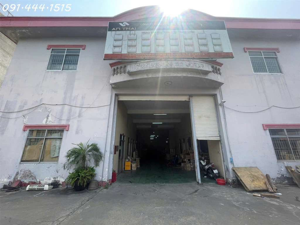 Cho thuê gấp kho: Dt: 1500m2  Mặt tiền đường Nguyễn Du, P. Bình Hòa, Thuận An, Bình Dương.