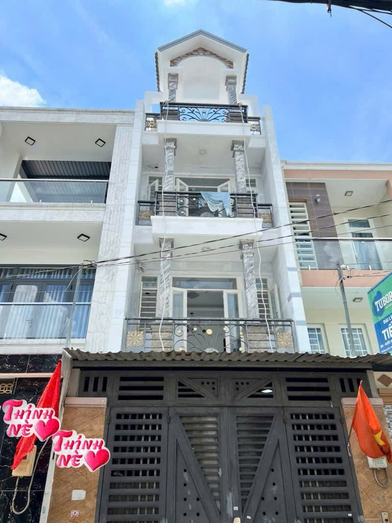 Bán nhà 4 tầng mặt tiền,ngay lê văn Quới  Bình Tân