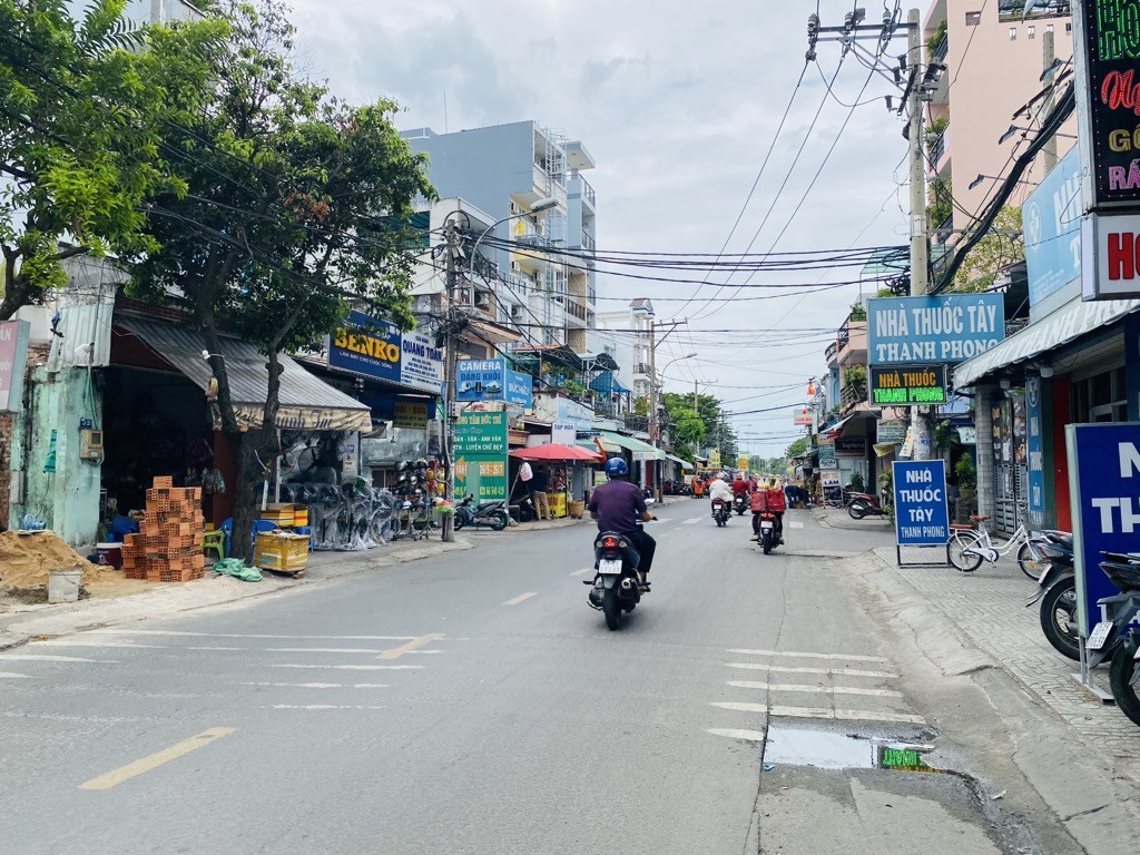 SÁT MT ĐƯỜNG SỐ 20 THÔNG GÒ XOÀI - 2 TẦNG- 78m2 - NHÀ CŨ TIỆN XÂY MỚI - DÒNG TIỀN 6 TRIỆU - NHỈNH 4 TỶ