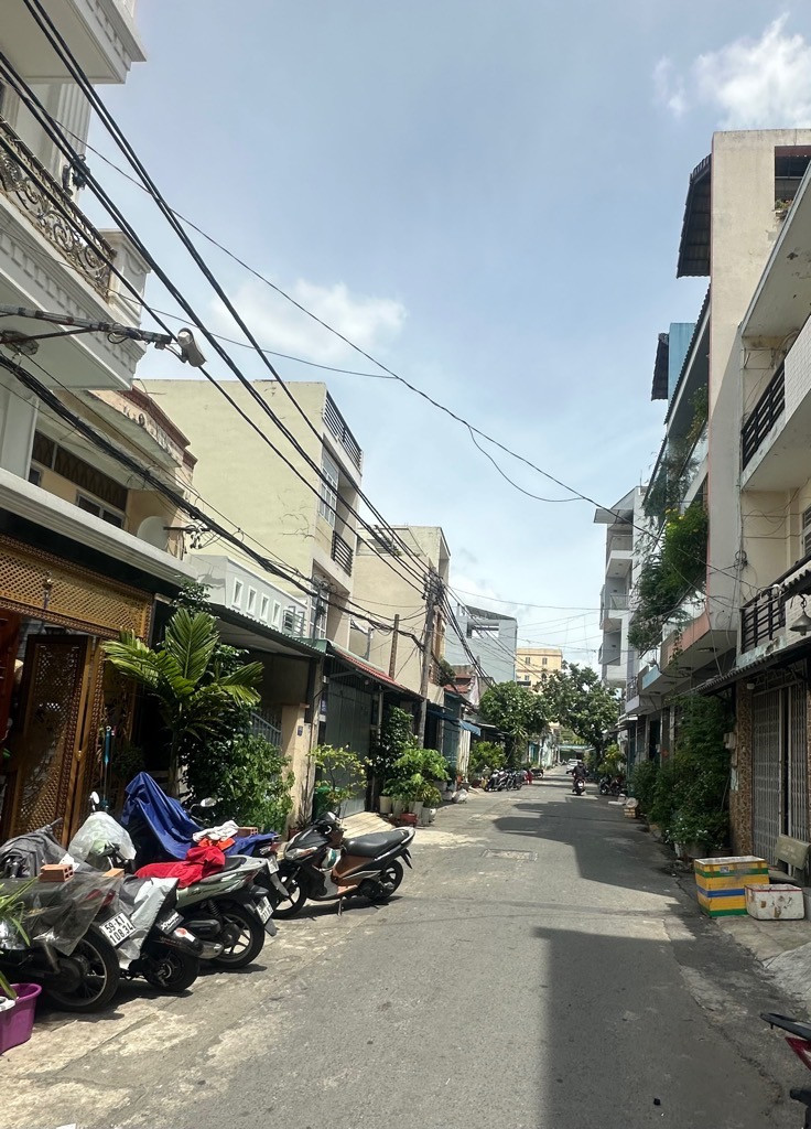 Bán biệt thự 6 tầng 8×20m DTSD 644m2 lê văn Quới Phường Bình Hưng Hoà A Quận Bình Tân