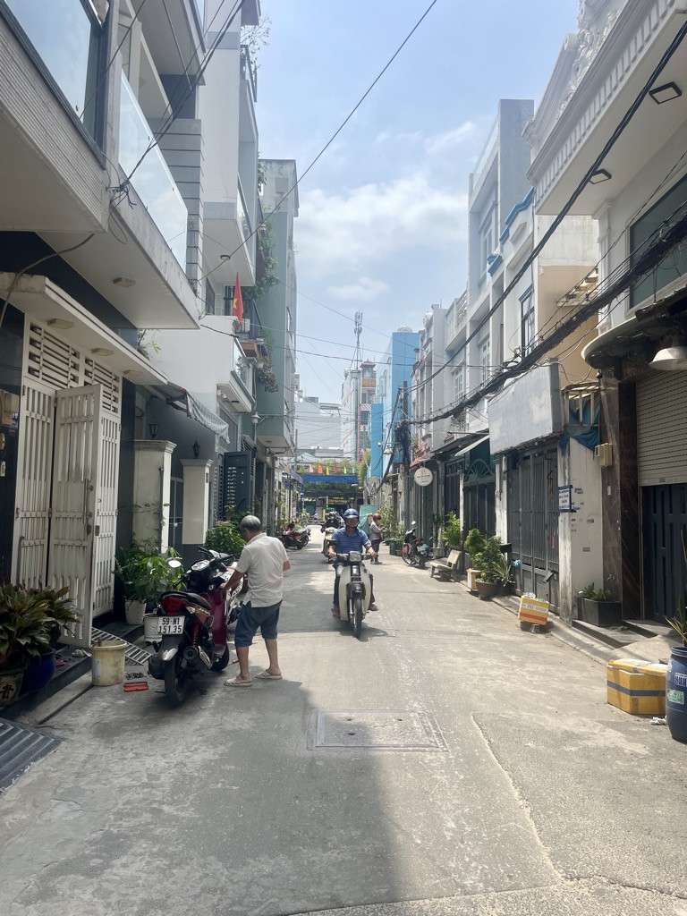 Bán nhà 4 tầng Lê Văn Quới 4×14m5 Phường Bình Hưng Hoà A Quận Bình Tân