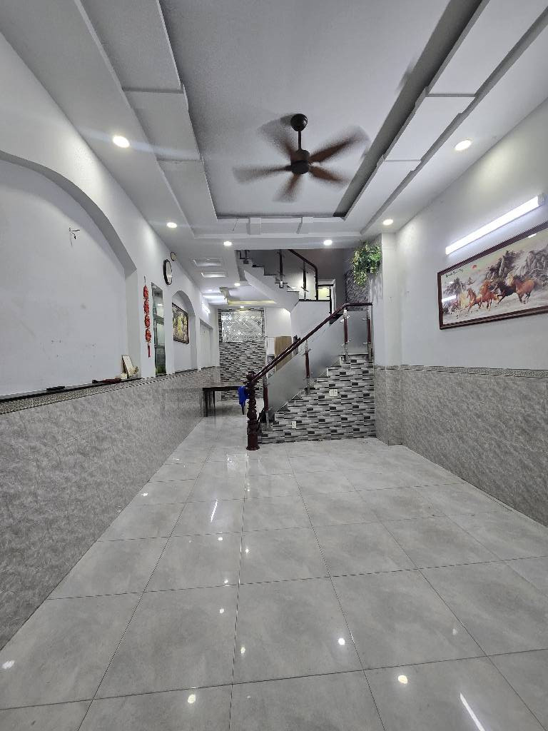 Bán nhà 58m² ngang 4m giá 5.65 tỷ tại Phường Bình Hưng Hoà A Quận Bình Tân