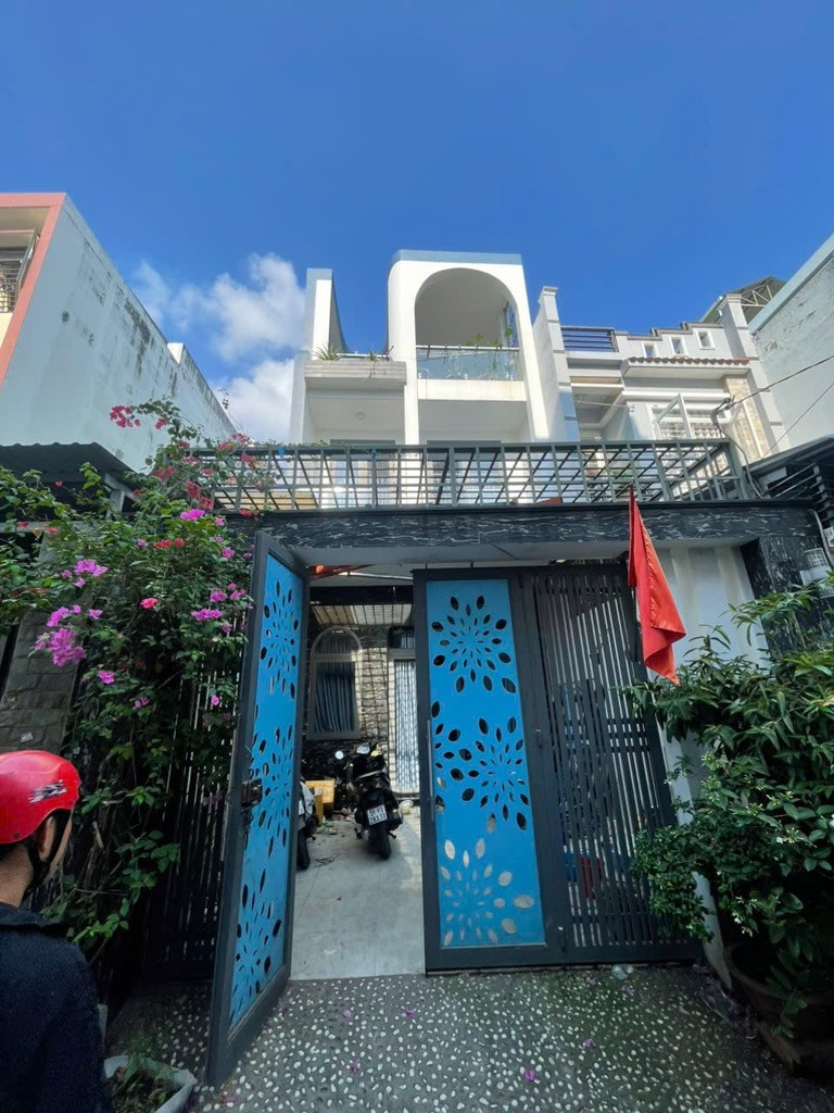 Bán nhà 3 tầng LK 4-5 100m² 5.9ty  Bình Tân