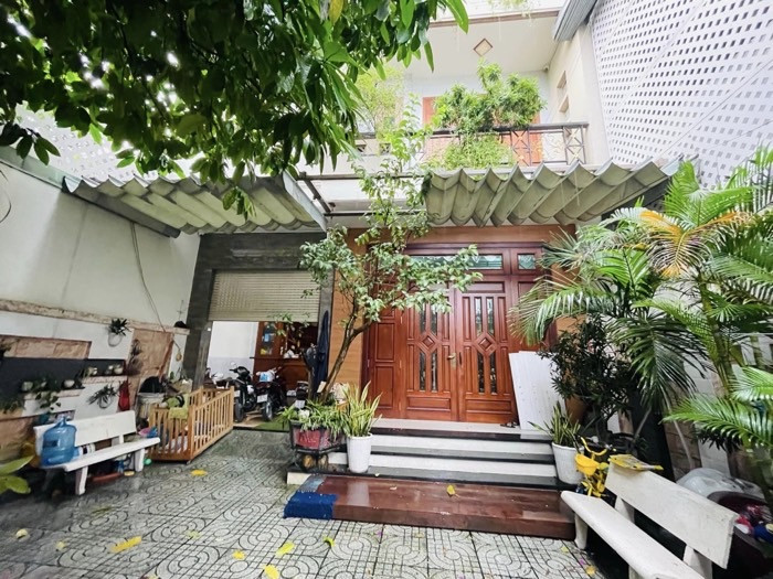 Bán nhà 3 tầng 8×16m lk 4-5 Phường Bình Hưng Hoà B Quận Bình Tân