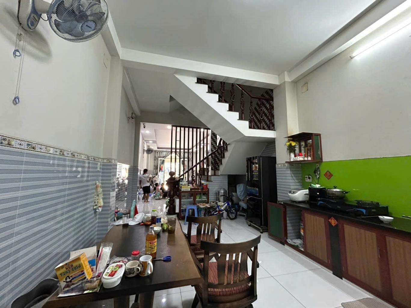Bán nhà 3 tầng 4×20m Ql1A Phường Bình Hưng Hoà B Quận Bình Tân