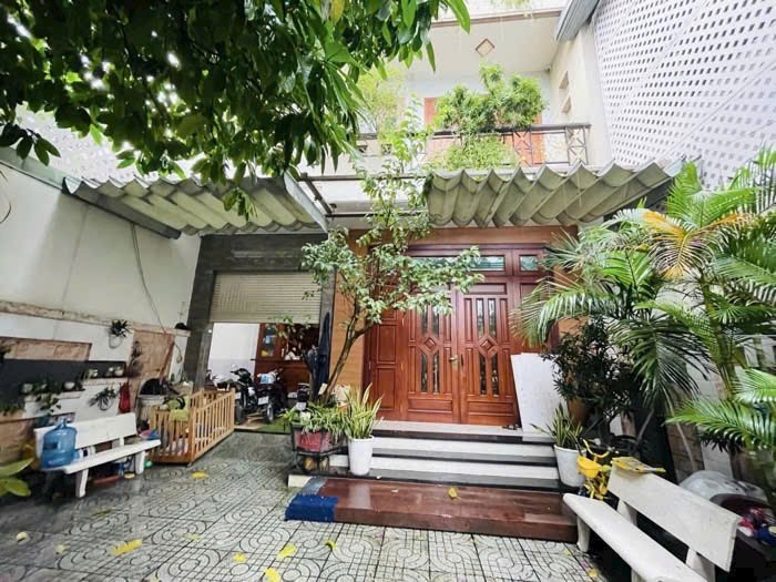 Bán nhà 124m² ngang 8m giá 9.3 tỷ tại Phường Bình Hưng Hoà B Quận Bình Tân