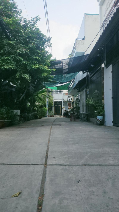 Bán nhà cấp 4 HXH Thông Đ, số 8 Phường Bình Hưng Hoà B Quận Bình Tân