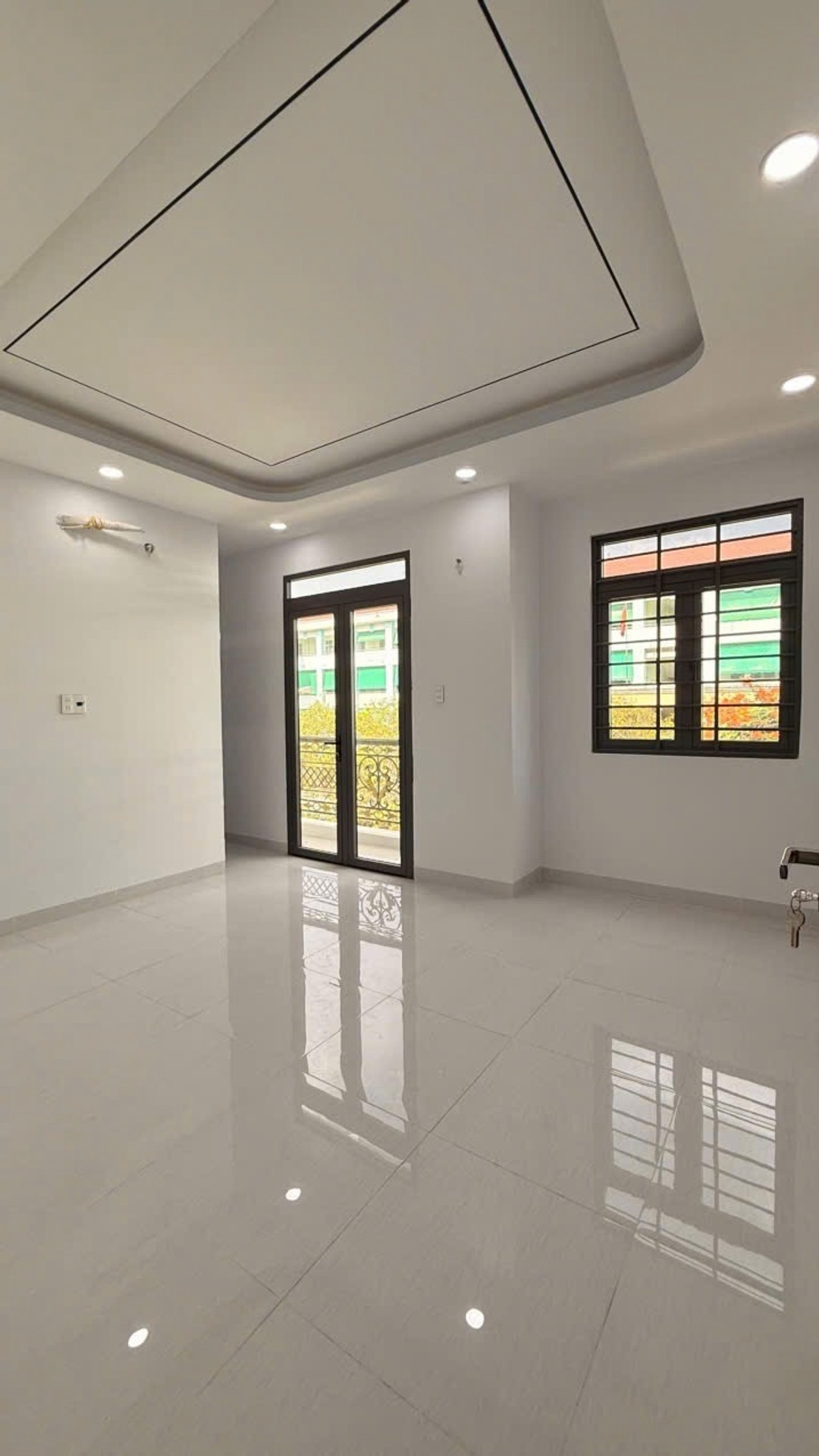 BÁN NHÀ MỚI XÂY SÁT TÂN KỲ TÂN QUÝ – ĐƯỜNG NHỰA 8M 🔥🏡