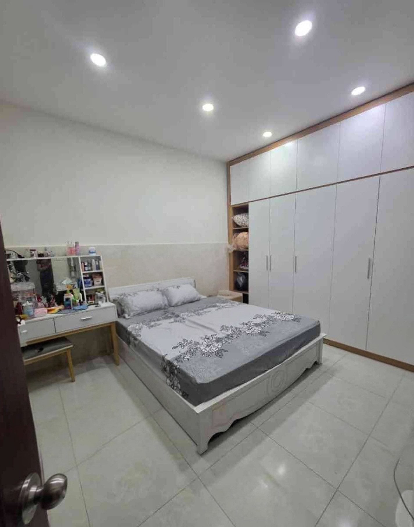 BÁN NHÀ ĐẸP CẠNH LÊ TRỌNG TẤ.N - NGÃ TƯ GÒ MÂ.Y - ĐƯỜNG XE TẢI - ( 4X20M )