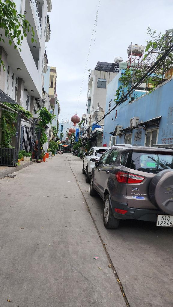 Bán nhà 2 Tầng, Hẻm ôtô, giá 6.2 tỷ Phường Bình Hưng Hòa , Bình Tân.