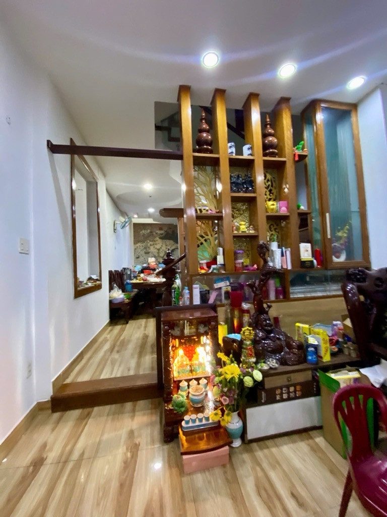 Bán nhà 76m² full thổ cư ngang 4m giá 6.7 tỷ tại Phường Bình Hưng Hòa