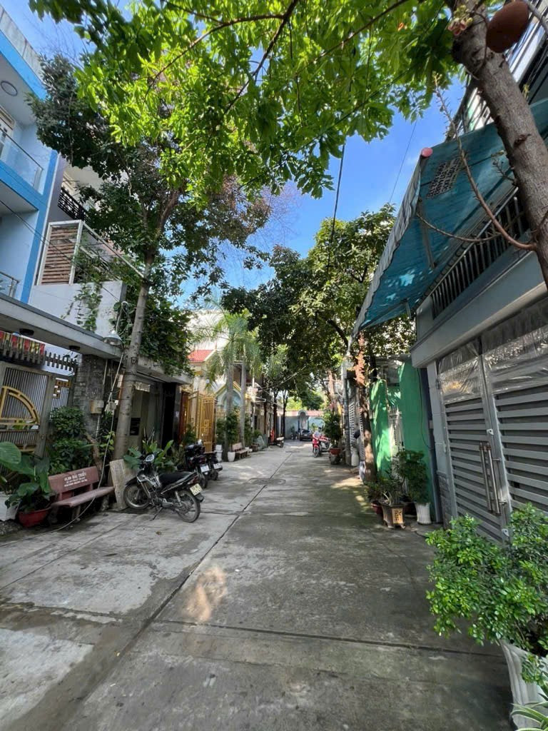 Bán nhà 3 tầng 4×13m tân kỳ tân quý Phường Bình Hưng Hòa Quận Bình Tân