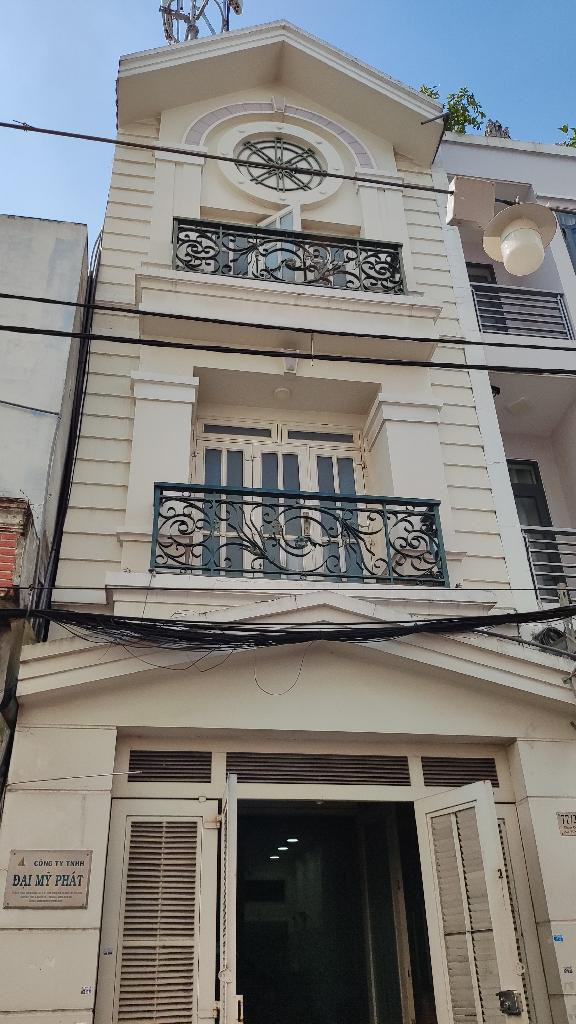 Bán nhà 52m² ngang 4m giá 6.2 tỷ tại Phường Bình Hưng Hòa Quận Bình Tân
