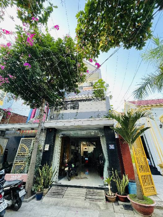 Bán nhà 52m² ngang 4m giá 7 tỷ tại Phường Bình Hưng Hòa Quận Bình Tân