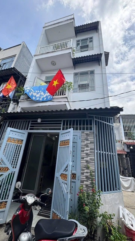 Bán nhà 73.6m² ngang 4.6m giá 6.35 tỷ tại Phường Bình Hưng Hòa Quận Bình Tân