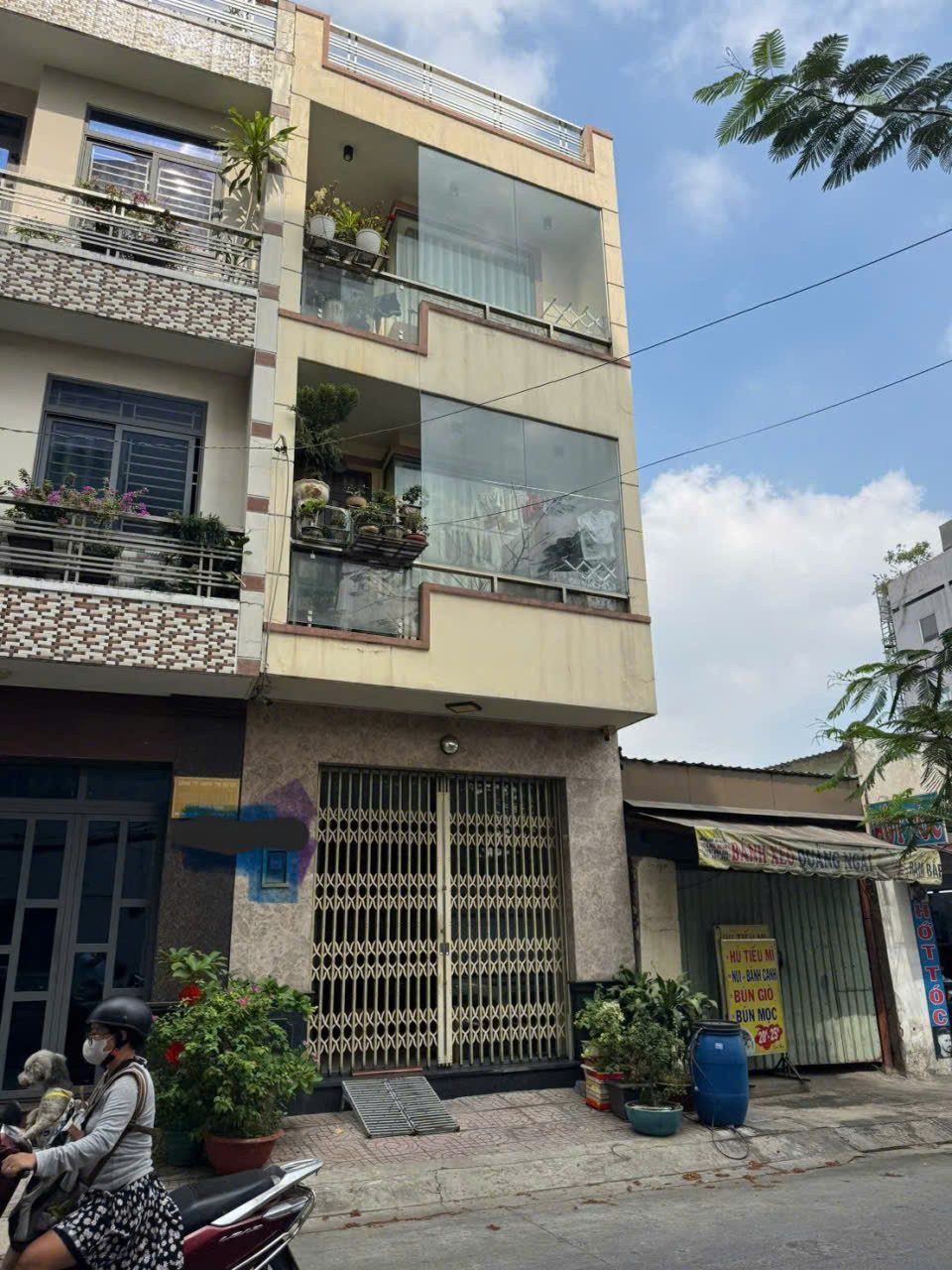 Bán nhà 55m² full thổ cư ngang 4m giá 10.5 tỷ tại Phường Bình Lợi Trung