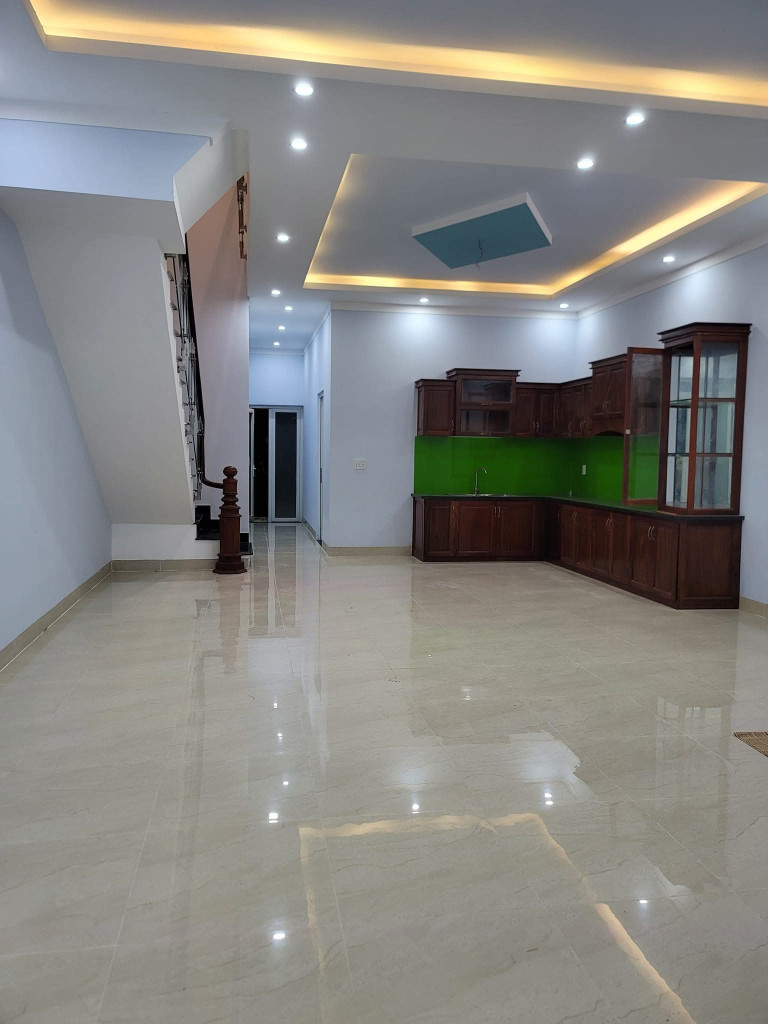 Bán nhà 190m² ngang 6m giá 2.45 tỷ Phường Bình Phước