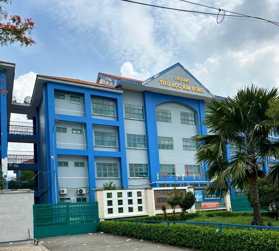 Nhà 1 Trệt, 1 Lửng, ngang 8m giá 5.9 tỷ Phường BHHB, Bình Tân