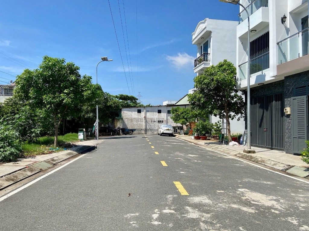 Bán nhà 3 Tầng HXH Hồ Văn long BHHB BÌNH TÂN