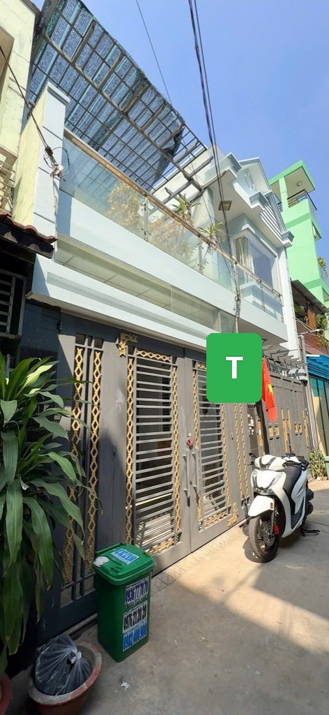 Bán nhà 2 Tầng, Hẻm ôtô, ngang 8m giá 6.15 tỷ Phường BHHB, Bình Tân.