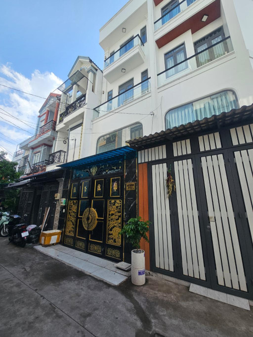 Bán nhà 3 TẦNG HXH liên khu 4-5 Bình Tân